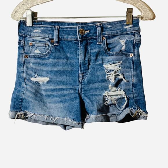 American Eagle Distressed Hi Rise Shortie Size 4 - Picture 1 of 6